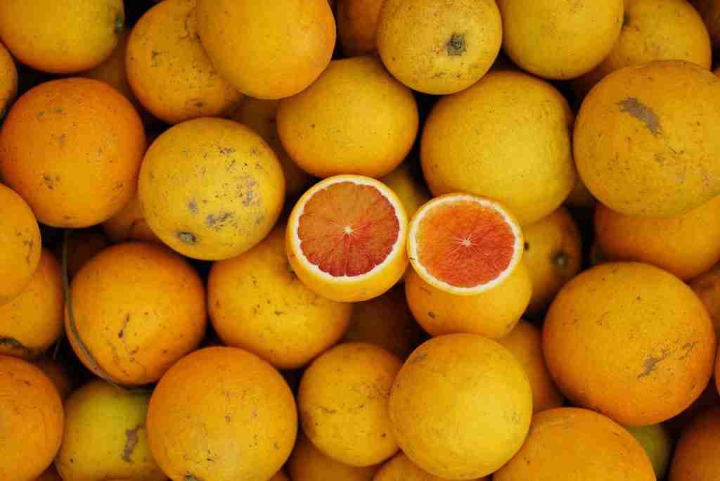 Jugos CITRIC Naturales Artesanales. Creemos que la vida es simple y que… Cada fruta es distinta, cada cosecha es única. Es tiempo de volver a las bases, a lo genuino, a lo real, a lo que no tiene nada que esconder.