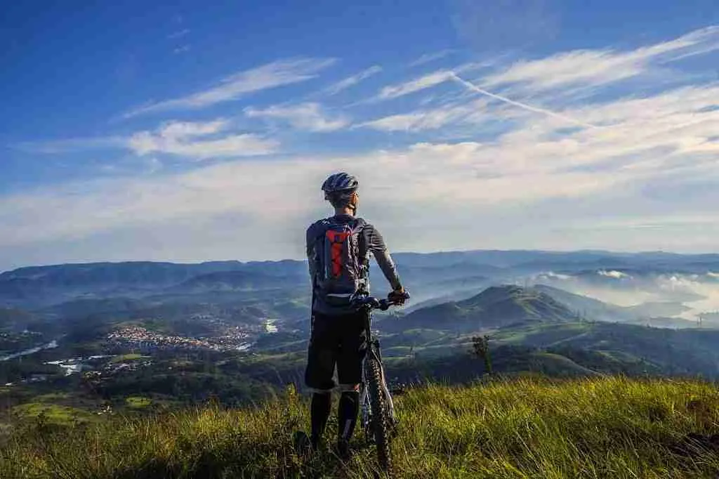Deportes Viajes Aventura 2 Deportes y Viajes Descubre el mundo con nosotros. Llévate las mejores experiencias. Elige tu actividad y destino, nosotros nos encargamos del resto. Los mejores momentos vívelos al máximo!!